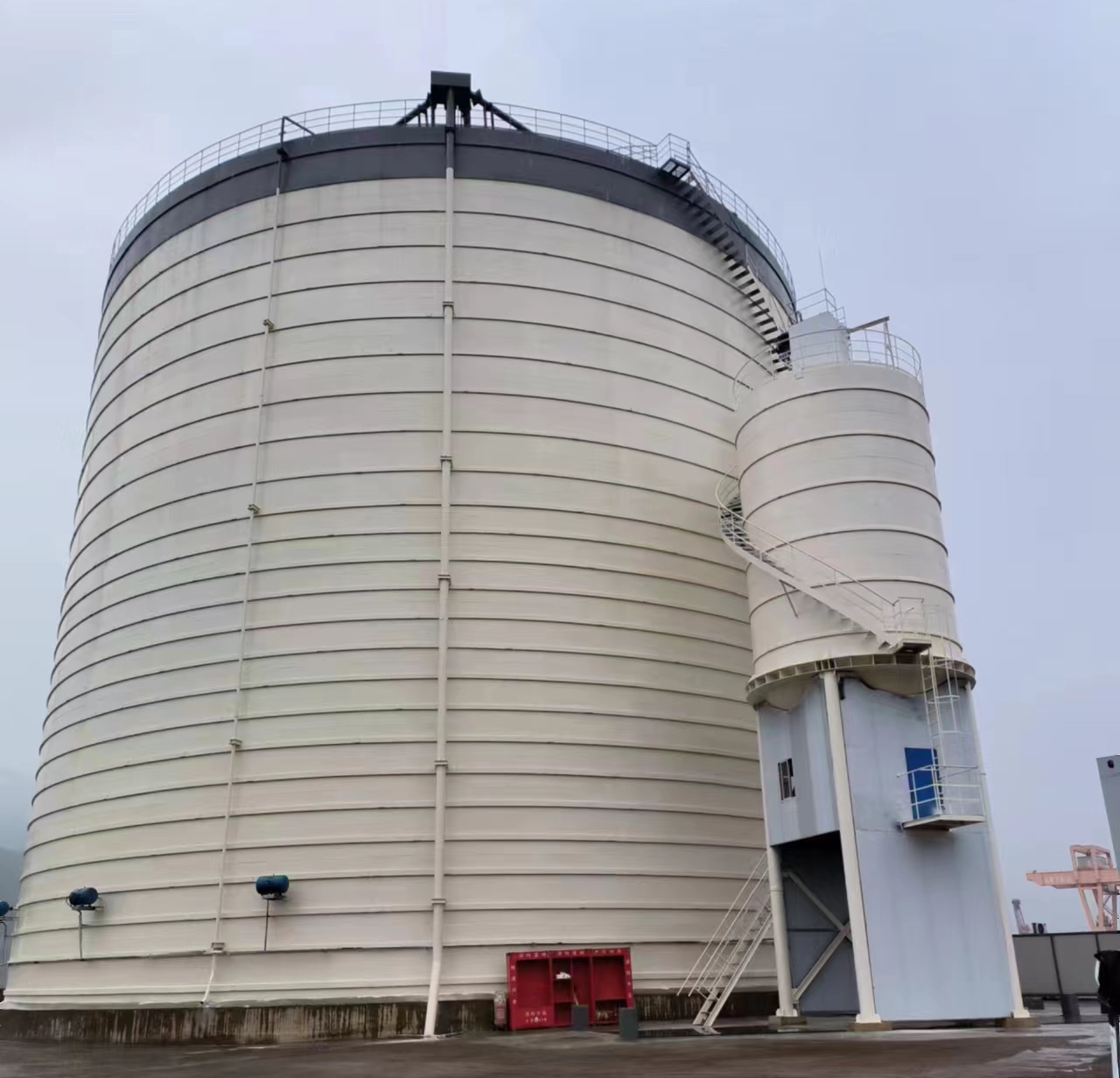 三门10万吨水泥钢板库